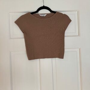 Beige Short Sleeve Crop Top
